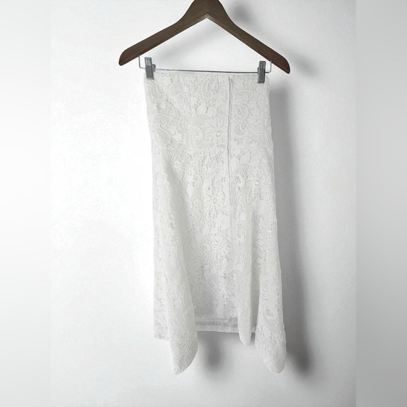 Lilly Pulitzer White Strapless Lace Dress Size 6 - Picture 2 of 12